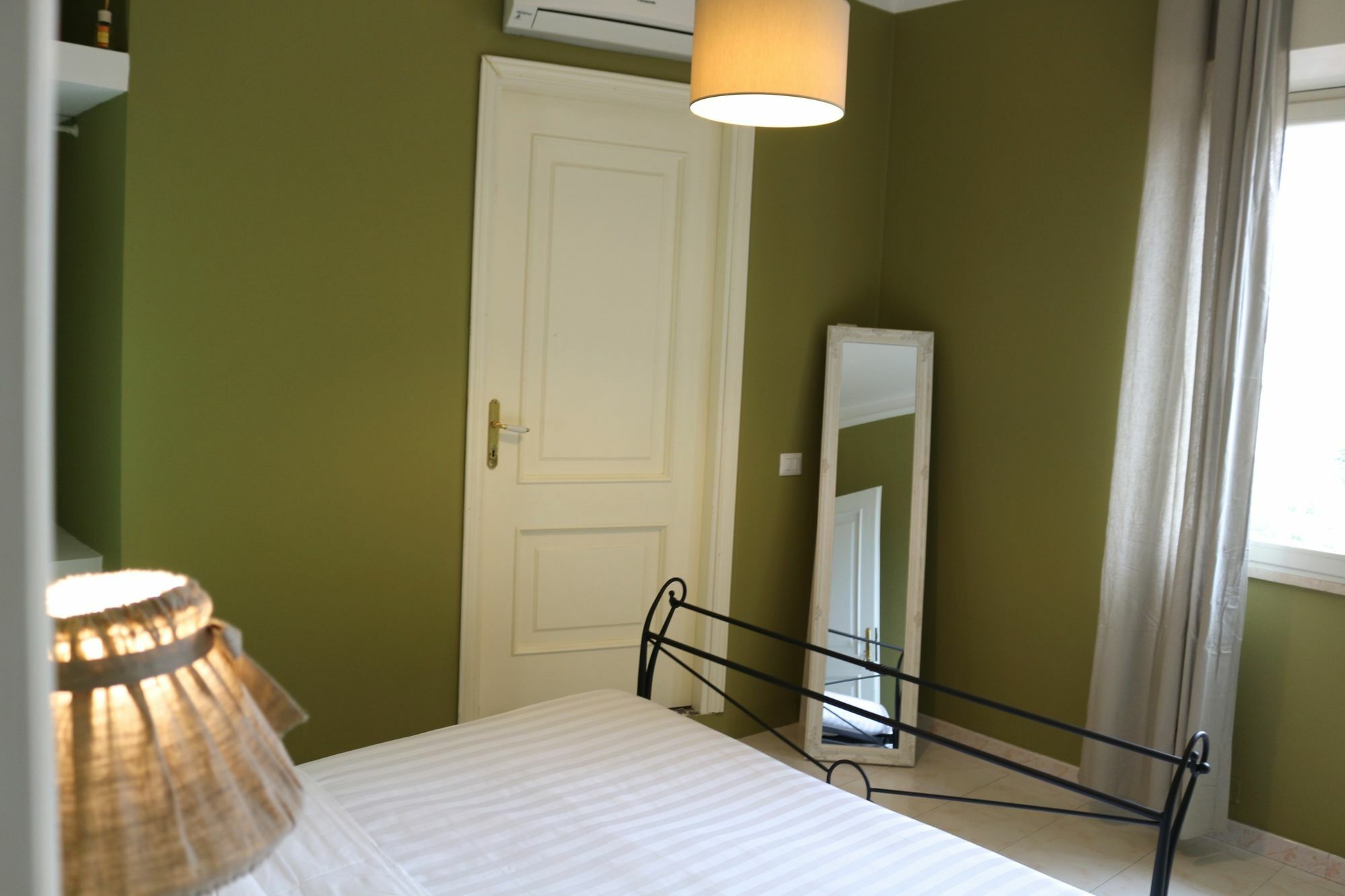 Ferone 1947 Hotel Cagliari